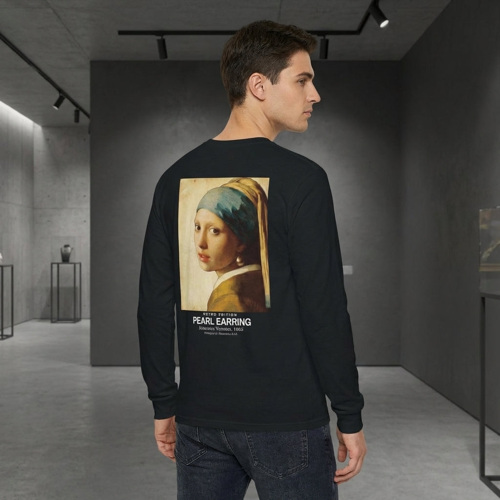 Girl with a Pearl Earring Longsleeve T-Shirt - RETRO EDITION